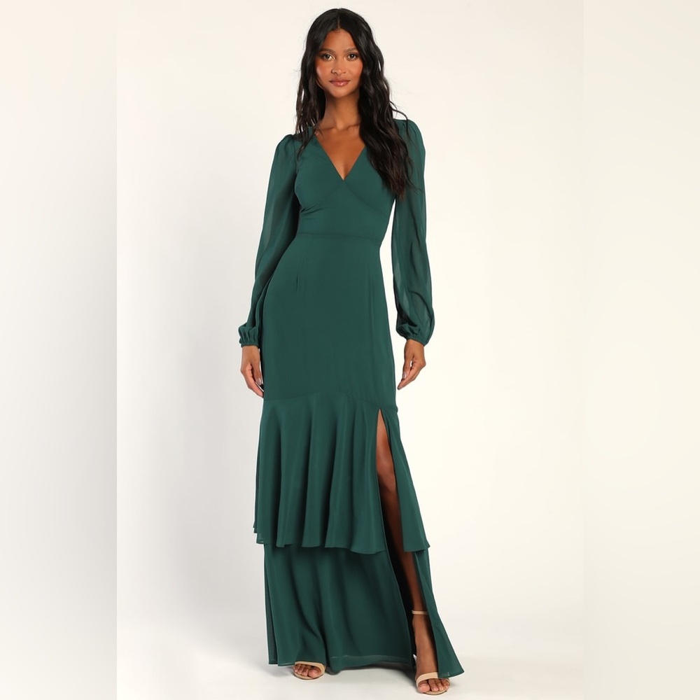 Lulu’s Tier Elegance Hunter Green Long Sleeve Tiered Maxi Dress